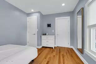 325 Roosevelt Ave, Oakhurst, NJ 07755 - Photo 23