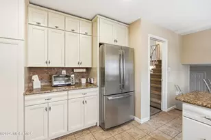 308 Lincoln Dr, Ocean, NJ 07712 - Photo 7