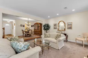 34 Staghorn Dr, Matawan, NJ 07747 - Photo 11