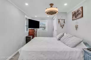 305 Hannibal St, Toms River Township, NJ 08757 - Photo 11