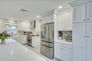 110 Courtland Ln, Aberdeen Township, NJ 07747 - Photo 15