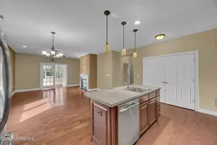 37 Kingston Dr, Jackson, NJ 08527 - Photo 11