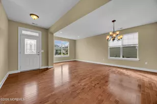 37 Kingston Dr, Jackson, NJ 08527 - Photo 5