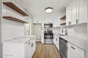 802 Begonia Ct, Jackson, NJ 08527 - Photo 9