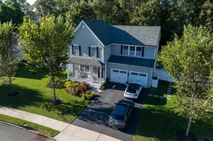 5 Hogans Wy, Neptune Township, NJ 07753 - Photo 3