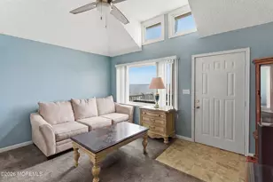 114 Shoreland Cir, Laurence Harbor, NJ 08879 - Photo 3