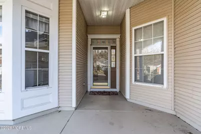 12 Bellflower Drive, Lakewood, NJ 08701 - Photo 11