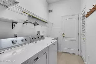 12 Bellflower Dr, Lakewood, NJ 08701 - Photo 45