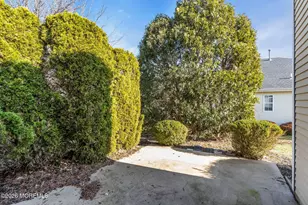 12 Bellflower Dr, Lakewood, NJ 08701 - Photo 55