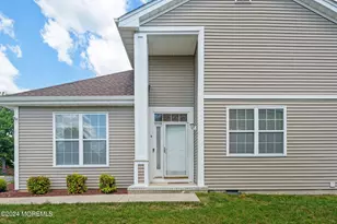 10 Jumping Brook Ln, Barnegat, NJ 08005 - Photo 3