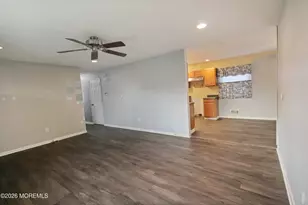 301 Middlesex St, Toms River Township, NJ 08757 - Photo 7