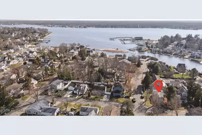 40 Breton Harbors Drive, Toms River Township, NJ 08753 - Photo 19