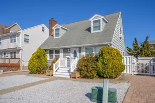 363 Roberts Ave, Seaside Park, NJ 08752 - Photo 3