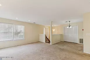 94 Des Moines Ct, Tinton Falls, NJ 07712 - Photo 5