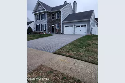 9 Saint Johns Drive, Freehold, NJ 07728 - Photo 3