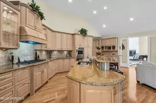 10 Old Cider Mill Rd, Manalapan Township, NJ 07726 - Photo 31