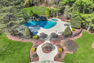 10 Old Cider Mill Rd, Manalapan Township, NJ 07726 - Photo 17