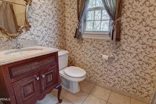 8 Brentwood Ave, Freehold, NJ 07728 - Photo 35