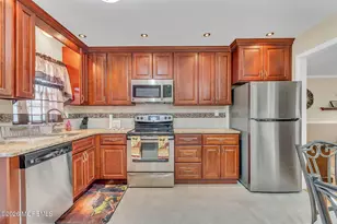 821B Balmoral Ct, Lakewood, NJ 08701 - Photo 9