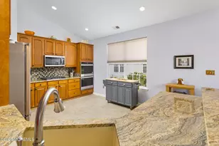 10 Minuteman Cir, Allentown, NJ 08501 - Photo 11