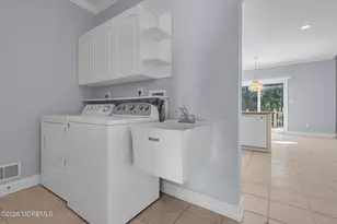 29 Village Dr, Eatontown, NJ 07724 - Photo 23