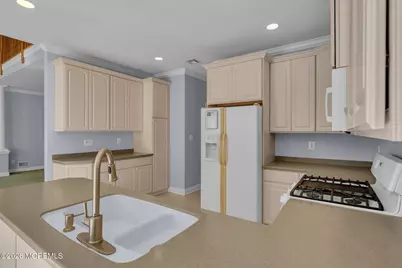 29 Village Drive, Eatontown, NJ 07724 - Photo 17