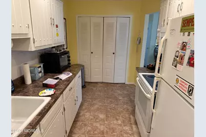 147 Amberly Drive #C, Manalapan Township, NJ 07726 - Photo 5