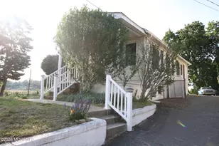 218 River St, Red Bank, NJ 07701 - Photo 3