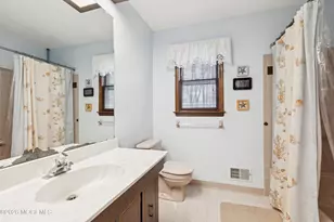 2 Grenoble Ct, Matawan, NJ 07747 - Photo 19