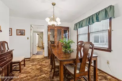 2 Grenoble Court, Matawan, NJ 07747 - Photo 7