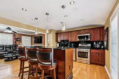 6 Patricia Drive, Neptune Township, NJ 07753 - Photo 9