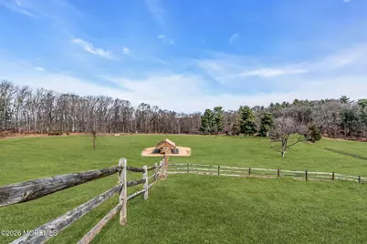 40 Independence Road, Red Bank, NJ 07701 - Photo 9