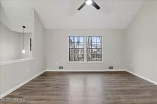 109 Larkspur Ln, Jackson, NJ 08527 - Photo 5