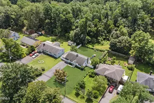 168 Pond Rd, Freehold, NJ 07728 - Photo 25