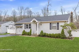 168 Pond Rd, Freehold, NJ 07728 - Photo 23