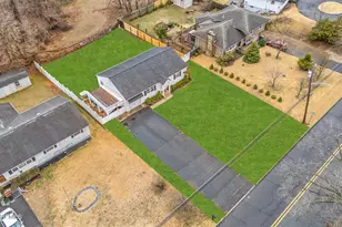 168 Pond Rd, Freehold, NJ 07728 - Photo 35