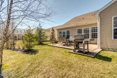 29 W Da Vinci Way, Farmingdale, NJ 07727 - Photo 3