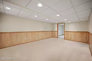 323 Adams Ct, Manalapan Township, NJ 07726 - Photo 45