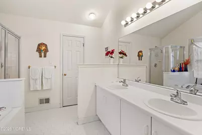 48 Charles Court, Ocean Twp, NJ 07712 - Photo 25