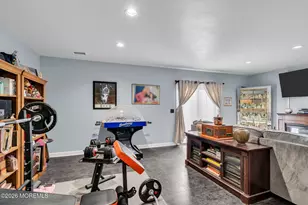 392 Begonia Ct, Toms River Township, NJ 08753 - Photo 9