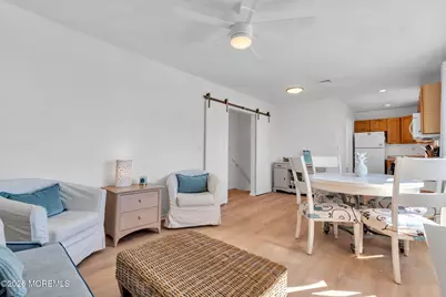 548 Washington Boulevard #UPPER, Sea Girt, NJ 08750 - Photo 3