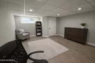 8 Schelly Dr, Middletown, NJ 07748 - Photo 15