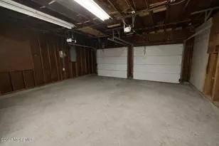 8 Schelly Dr, Middletown, NJ 07748 - Photo 17