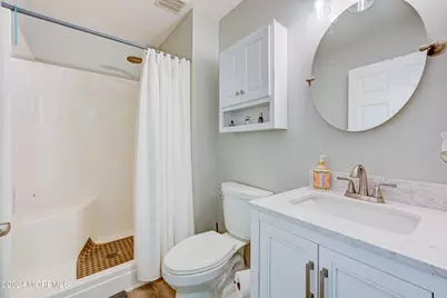 637 Clark Avenue, Union Beach, NJ 07735 - Photo 15