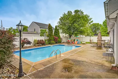 637 Clark Avenue, Union Beach, NJ 07735 - Photo 25