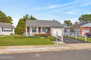 23 Manitoba Ct, Toms River Township, NJ 08757 - Photo 5