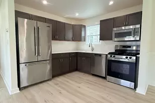 15 Lindsey Cir, Old Bridge Township, NJ 08857 - Photo 9