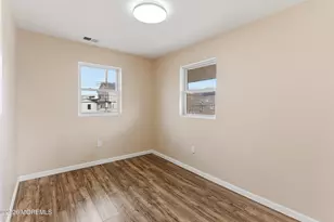 40 Twilight Ave, Keansburg, NJ 07734 - Photo 27