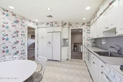 9 Darien Drive, West Long Branch, NJ 07764 - Photo 9