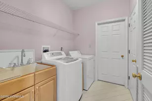 8 Hartnett Way, Millstone Township, NJ 08510 - Photo 25